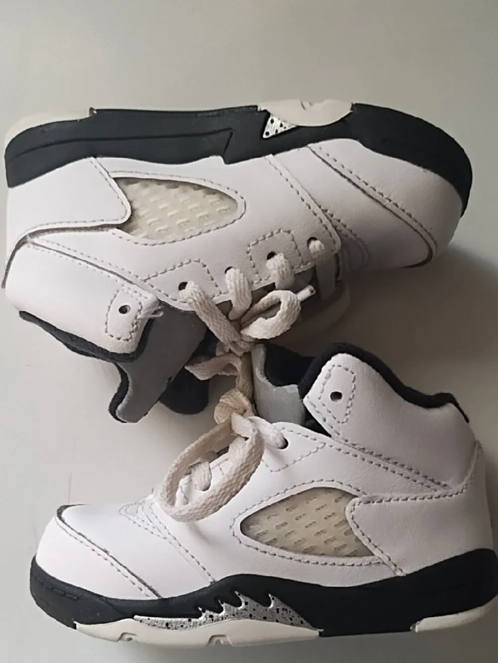 Jordan 5 Retro Reverse Metallic | 7C | White, Black, Sail, Metallic Silver